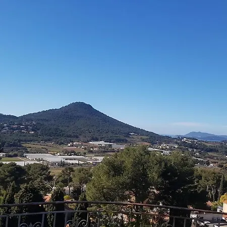 In A Quiet With A Beautifull View Carqueiranne